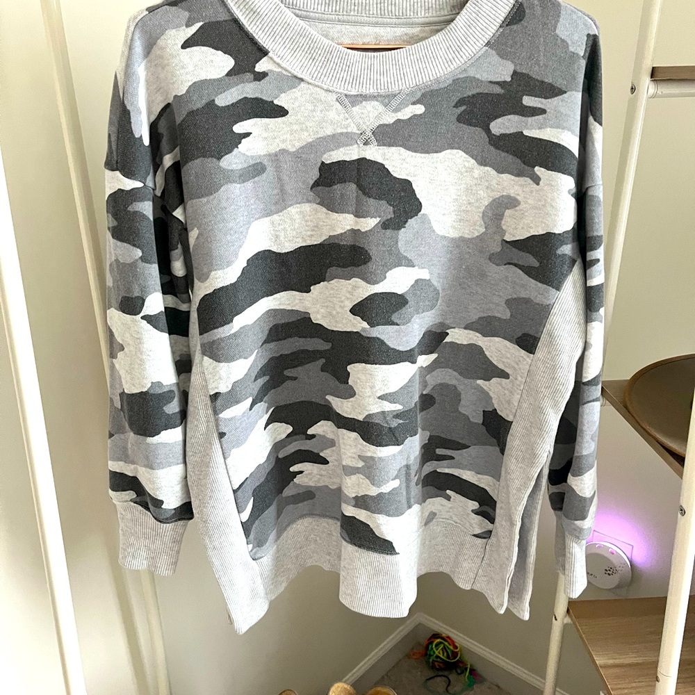 Aerie crewneck